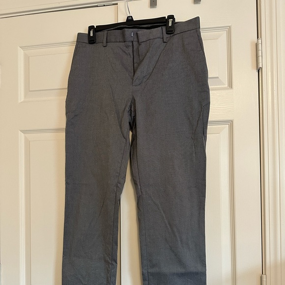 Men’s banana republic Grey Dress Pants - Picture 1 of 4